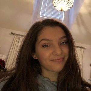 Meet your Posher, Faith